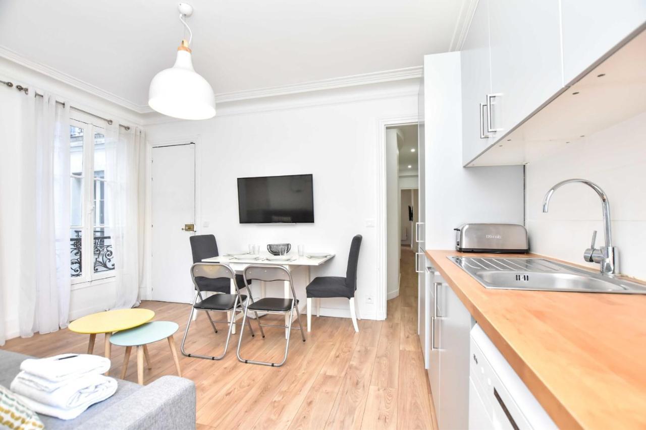 Cozy Apartment 1Br 4P - Royal Palace Lo Museum Parijs Buitenkant foto